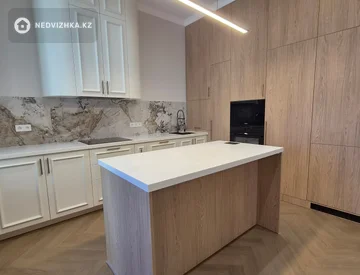 3-комнатная квартира, этаж 11 из 14, 111 м², миниатюра 2