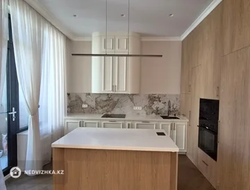 3-комнатная квартира, этаж 11 из 14, 111 м², миниатюра 1