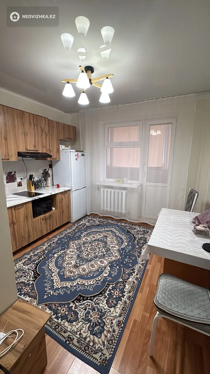 1-комнатная квартира, этаж 11 из 15, 35 м²