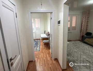 1-комнатная квартира, этаж 11 из 15, 35 м², миниатюра 9