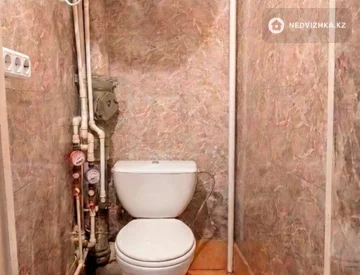 5-комнатная квартира, этаж 1 из 9, 100 м², миниатюра 10