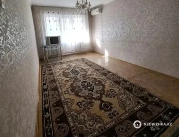 3-комнатная квартира, этаж 2 из 5, 65 м², миниатюра 1