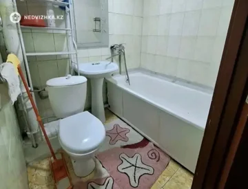 3-комнатная квартира, этаж 2 из 5, 65 м², миниатюра 4