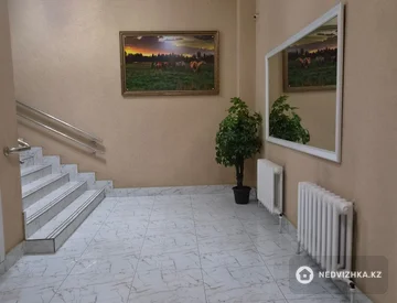3-комнатная квартира, этаж 4 из 10, 104 м², миниатюра 9