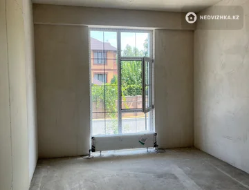 1-комнатная квартира, этаж 2 из 5, 54 м², миниатюра 3