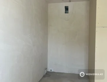 1-комнатная квартира, этаж 2 из 5, 54 м², миниатюра 4