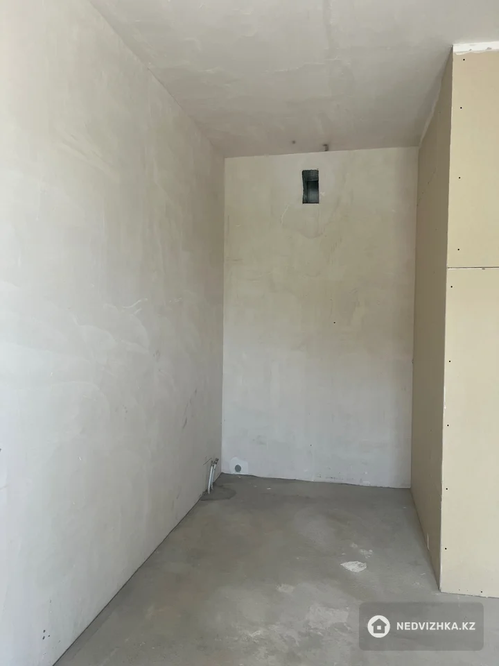 1-комнатная квартира, этаж 2 из 5, 54 м², фотография 4