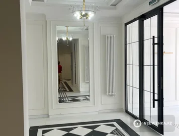 1-комнатная квартира, этаж 2 из 5, 54 м², миниатюра 7