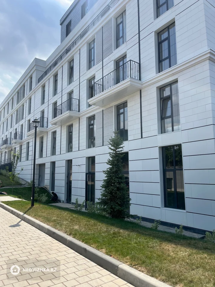 2-комнатная квартира, этаж 2 из 6, 54 м², фотография 2