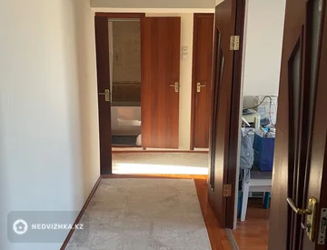 3-комнатная квартира, этаж 3 из 9, 69 м², миниатюра 8