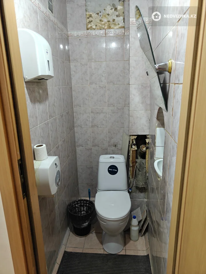 4-комнатная квартира, этаж 1 из 12, 86 м², фотография 3