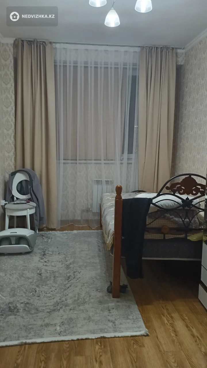 3-комнатная квартира, этаж 4 из 9, 69 м², фотография 2