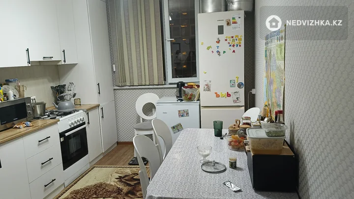 3-комнатная квартира, этаж 4 из 9, 69 м², фотография 4