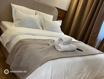 2-комнатная квартира, этаж 9 из 9, 40 м², Посуточно, миниатюра 9