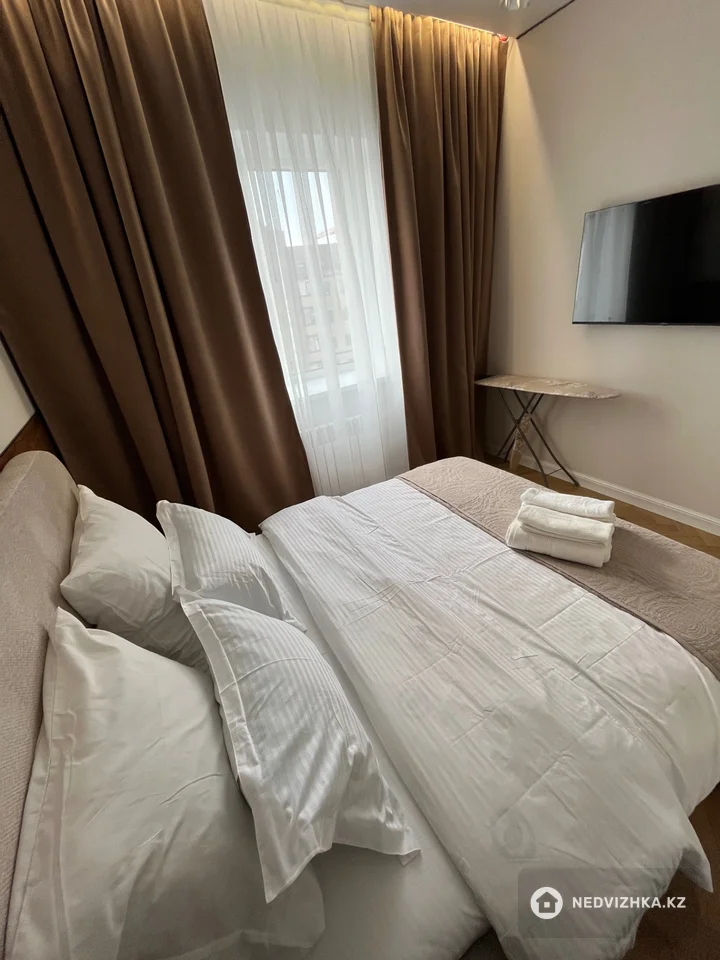 2-комнатная квартира, этаж 9 из 9, 40 м², Посуточно, фотография 5