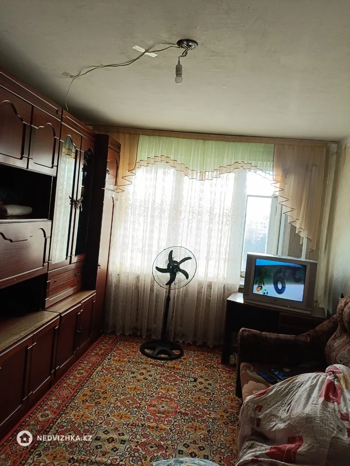 2-комнатная квартира, этаж 10 из 12, 50 м²