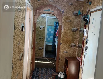 2-комнатная квартира, этаж 10 из 12, 50 м², миниатюра 3