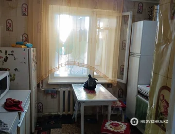2-комнатная квартира, этаж 10 из 12, 50 м², миниатюра 8