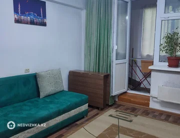 2-комнатная квартира, этаж 3 из 5, 46 м², миниатюра 4
