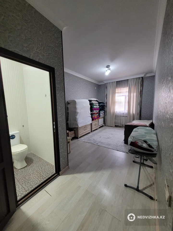 7-комнатный дом, 8 соток, 800 м², фотография 3