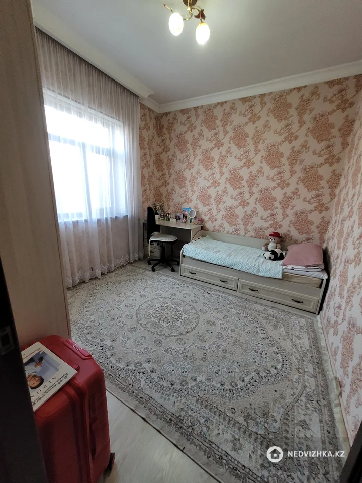 7-комнатный дом, 8 соток, 800 м², фотография 4