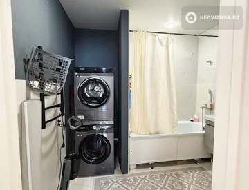 2-комнатная квартира, этаж 2 из 10, 56 м², миниатюра 11