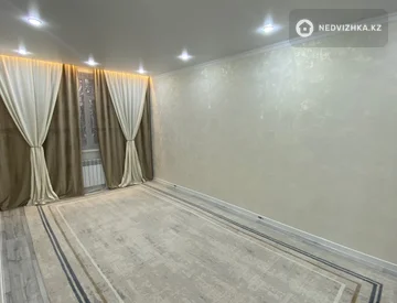 1-комнатная квартира, этаж 3 из 3, 30 м², миниатюра 1