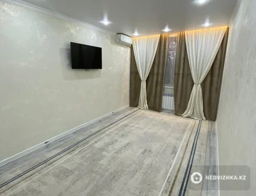 1-комнатная квартира, этаж 3 из 3, 30 м², миниатюра 2