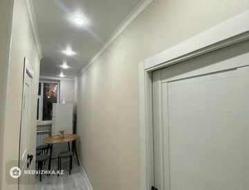 1-комнатная квартира, этаж 3 из 3, 30 м², миниатюра 12