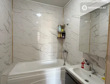 3-бөлмелі пәтер, қабат 3 барлық қабат саны 9, 84 м², 5-нобай