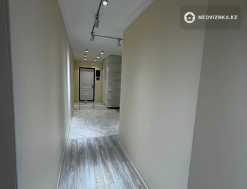 3-комнатная квартира, этаж 8 из 9, 109 м², миниатюра 5