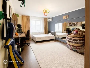 7-комнатная квартира, этаж 5 из 6, 266 м², миниатюра 4