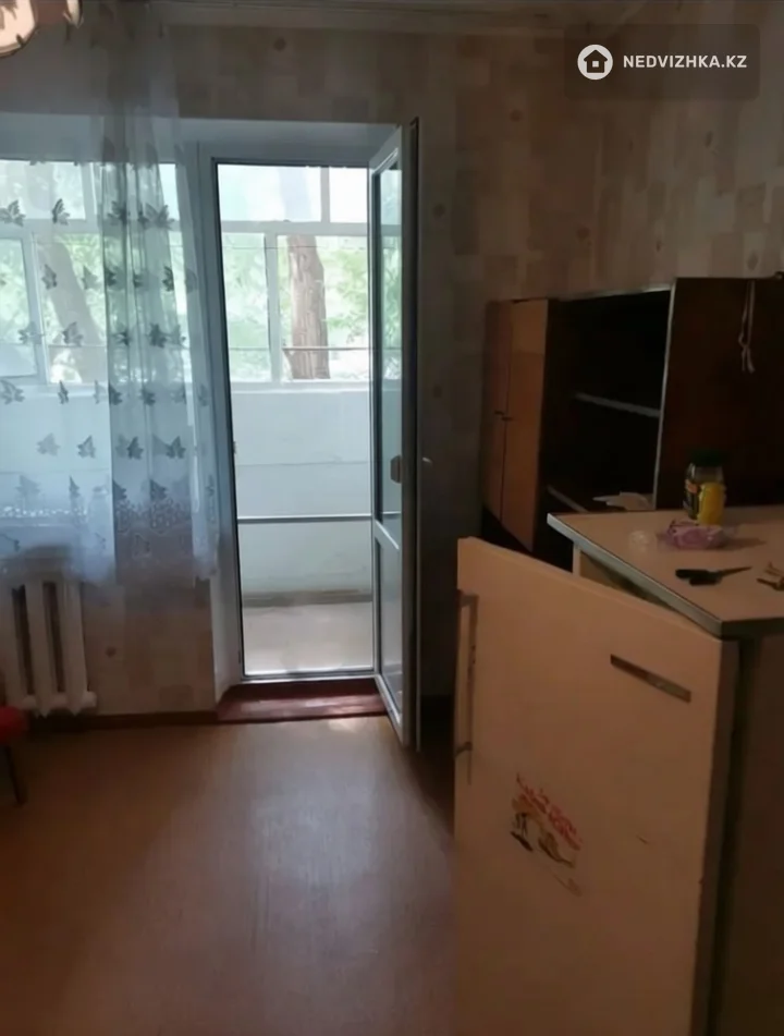 2-комнатная квартира, этаж 1 из 5, 49 м², фотография 4
