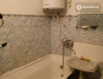 2-комнатная квартира, этаж 1 из 5, 49 м², миниатюра 10