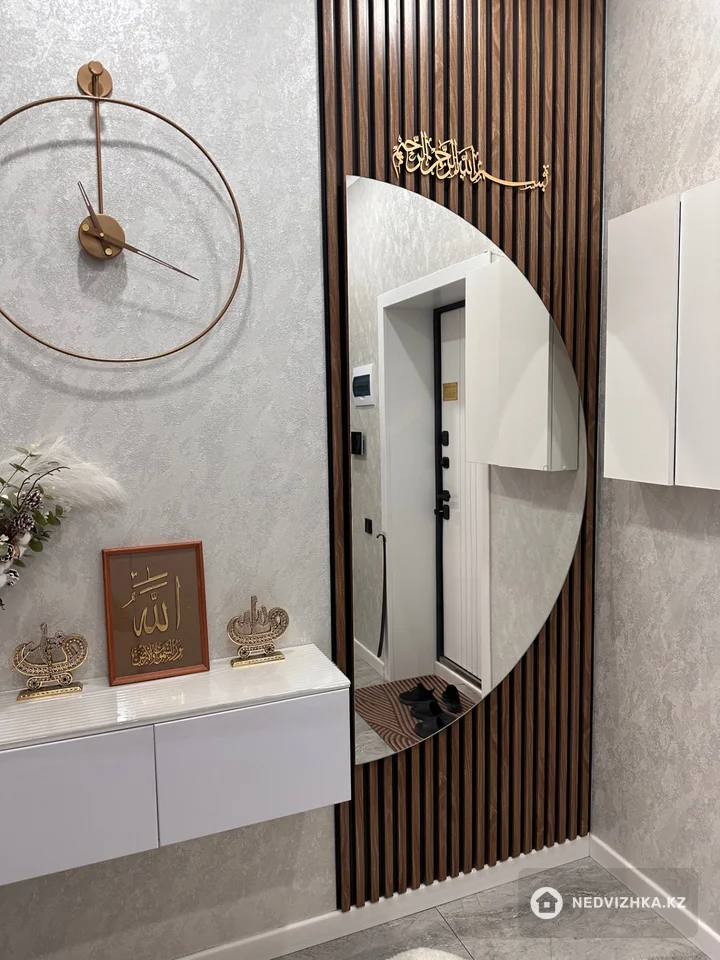 3-комнатная квартира, этаж 4 из 6, 79 м², фотография 3