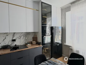 3-комнатная квартира, этаж 4 из 6, 79 м², миниатюра 5