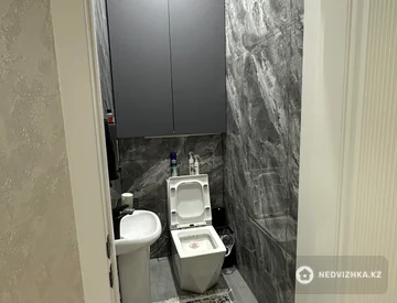 3-комнатная квартира, этаж 4 из 6, 79 м², миниатюра 11