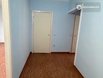 2-комнатная квартира, этаж 4 из 6, 65 м², миниатюра 1