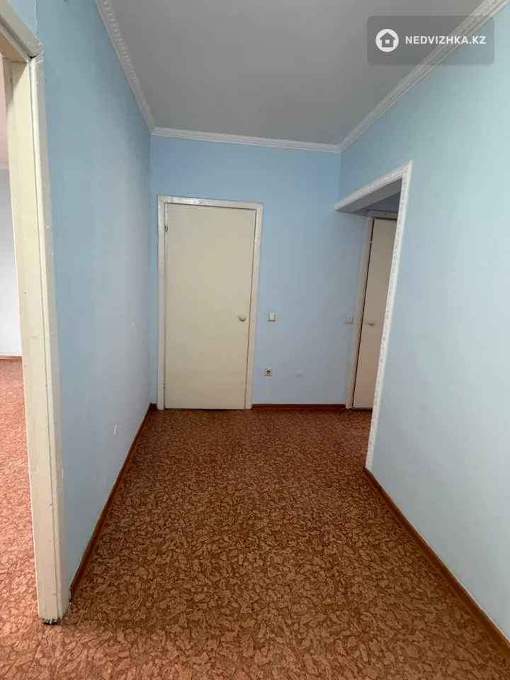 2-комнатная квартира, этаж 4 из 6, 65 м²