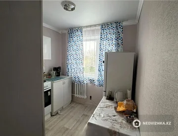 2-комнатная квартира, этаж 5 из 5, 46 м², миниатюра 3