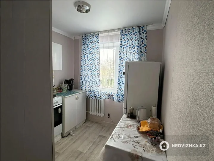 2-комнатная квартира, этаж 5 из 5, 46 м², фотография 3