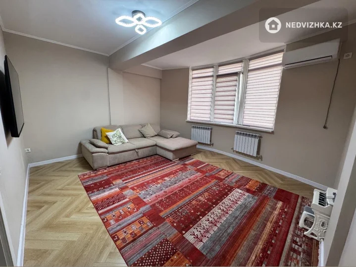 2-комнатная квартира, этаж 8 из 13, 69 м², фотография 4