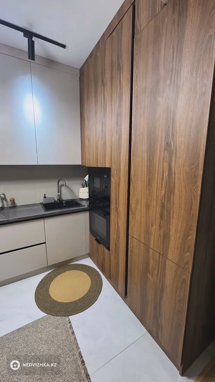 2-комнатная квартира, этаж 8 из 13, 69 м²