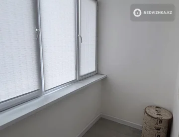2-комнатная квартира, этаж 8 из 13, 69 м², миниатюра 7