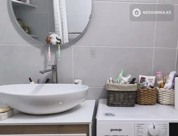 2-комнатная квартира, этаж 8 из 13, 69 м², миниатюра 9