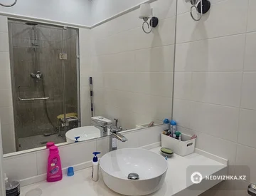 2-комнатная квартира, этаж 6 из 13, 82 м², миниатюра 3