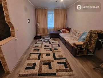 1-комнатная квартира, этаж 1 из 5, 30 м², миниатюра 2