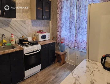 1-комнатная квартира, этаж 1 из 5, 30 м², миниатюра 4