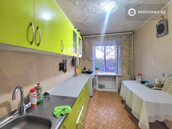 3-комнатная квартира, этаж 3 из 5, 58 м², фотография 5