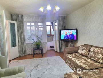 3-комнатная квартира, этаж 3 из 5, 58 м², миниатюра 7